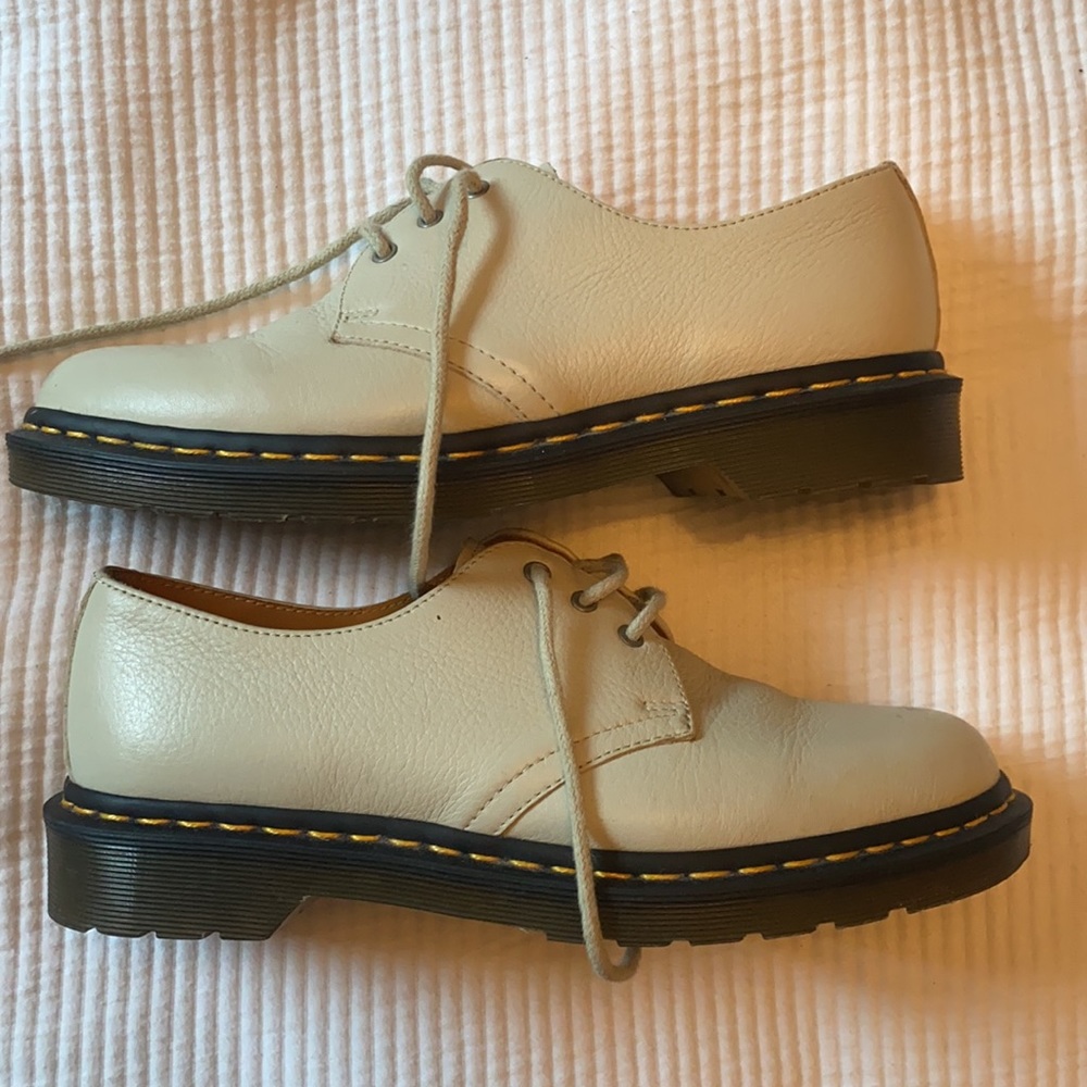 RARE Dr. Martens 1461 off white in box